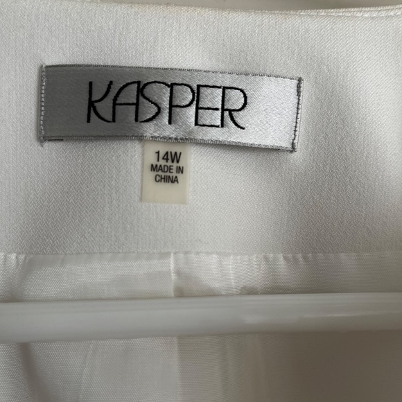 Kasper Open-Front Jacket with Lattice Hem - Picture 3 of 4